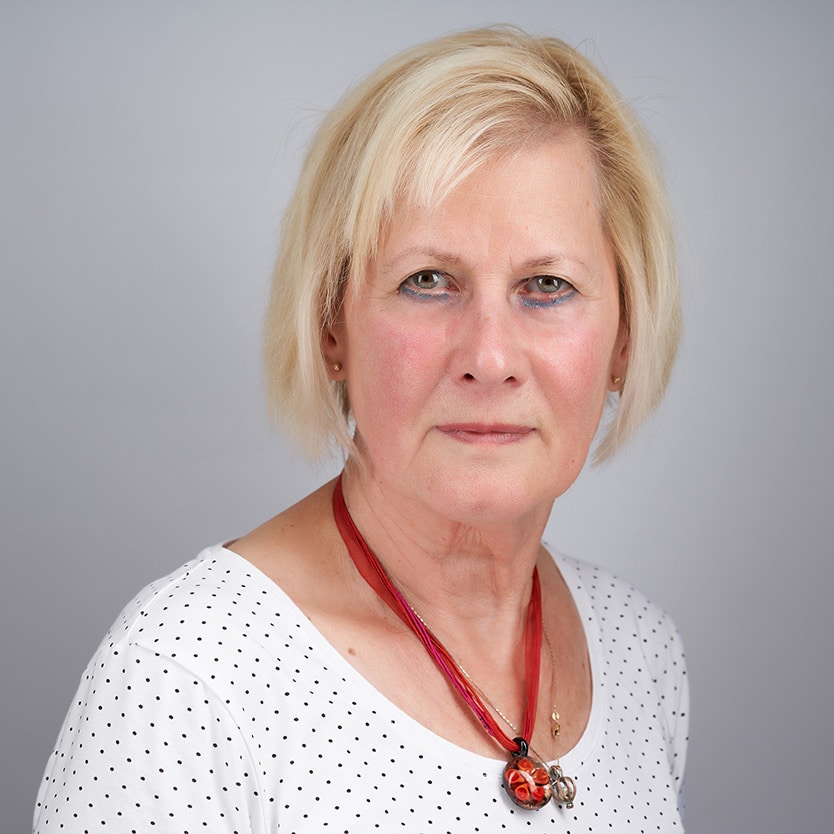 Tényi Zsuzsanna