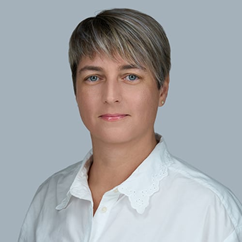 Szabó Leventéné Szabó Leventéné, okleveles csecsemő- és kisgyermeknevelő, a Pannon Kincstár oktatója, kisgyermekgondozó,-nevelő képzés