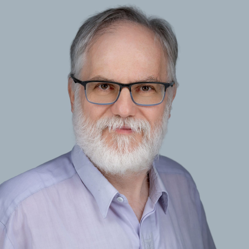 Lugosi András várostörténész és családfakutató, aki segít feltárni családod múltját és megérteni a magyar társadalom történetét. a Pannon Kincstár oktatója